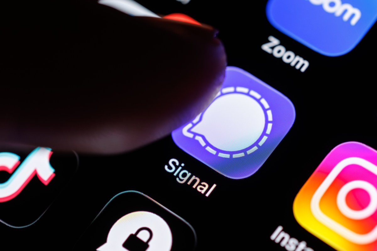 Phishers target Signal recovery keys instead of encryption