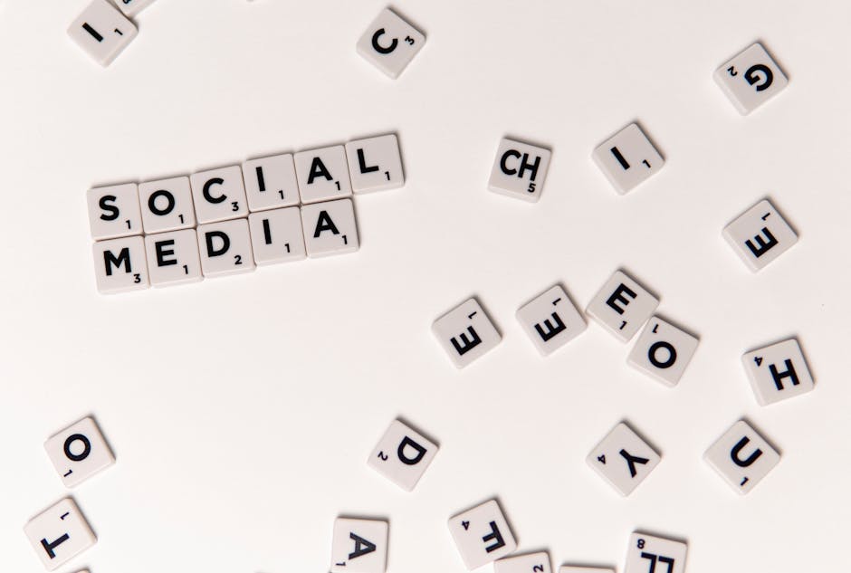 x bots: Editorial image suggesting social media bots and automated accounts